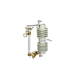 Seccionador Cut Out de porcelana 27kV 100A 125kV BIL 12ka NEMA B